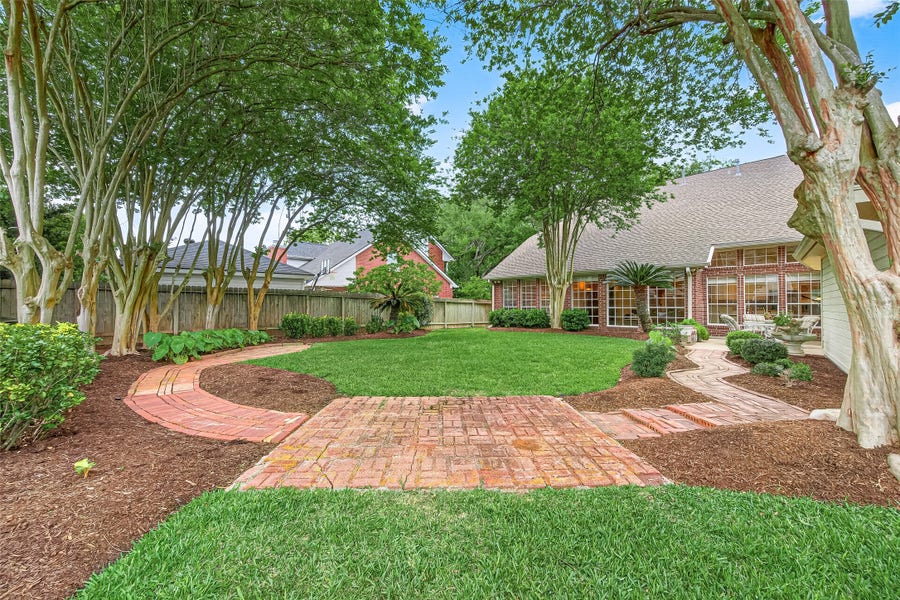Property photo for 6006 Mound Airy Court, Sugar Land, TX