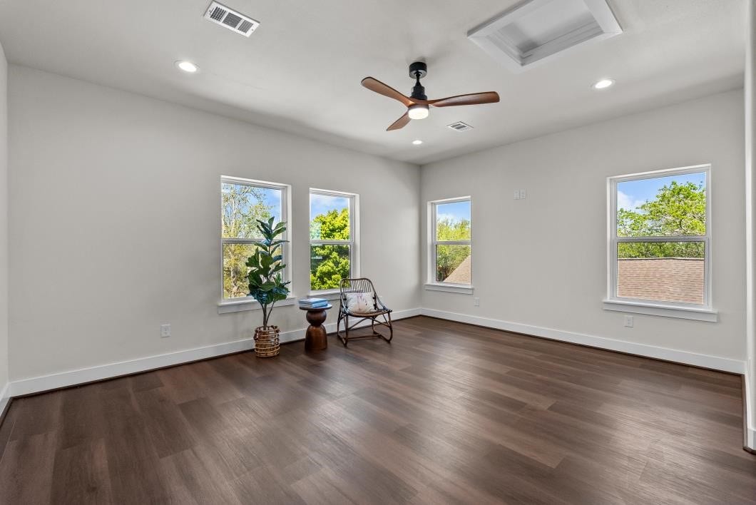 125 4th Street, San Leon, TX 77539 125 4th Street, San Leon, TX 77539