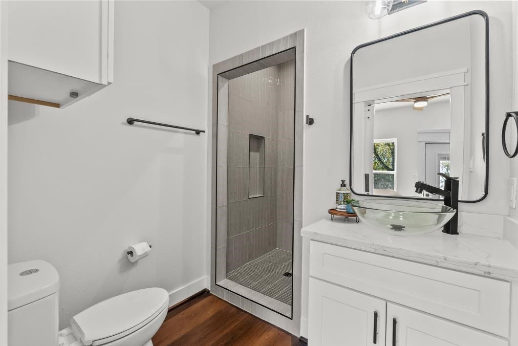 125 4th Street, San Leon, TX 77539 125 4th Street, San Leon, TX 77539