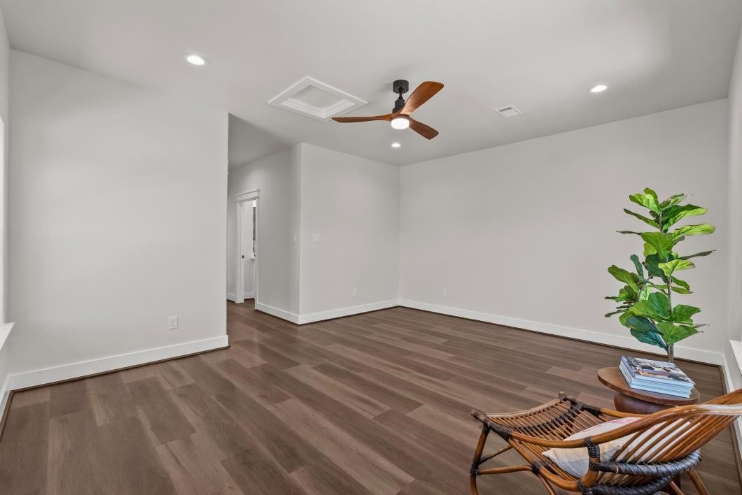 125 4th Street, San Leon, TX 77539 125 4th Street, San Leon, TX 77539
