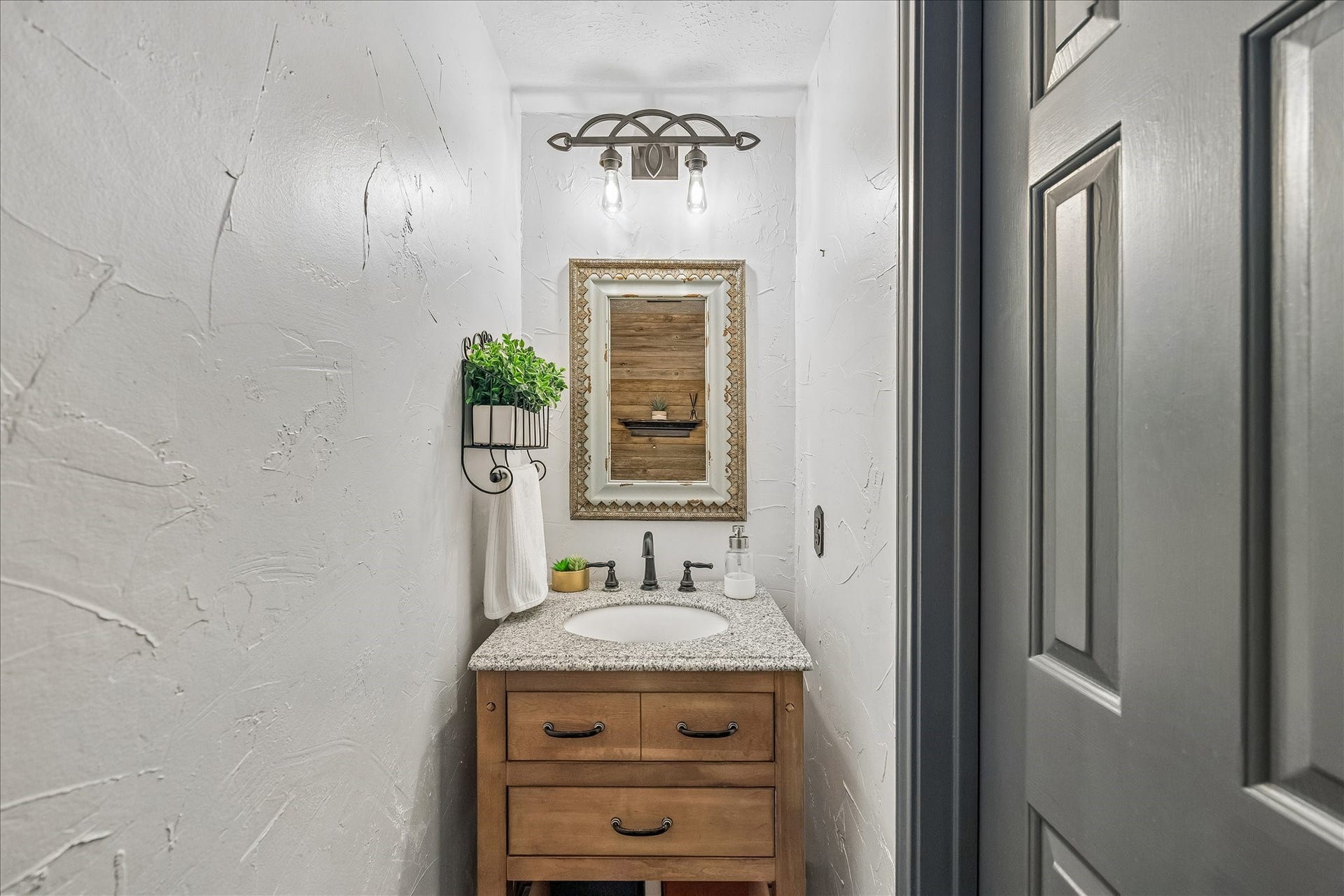 1918 Mercoal Drive, Spring, TX 77386 Half bath is downstairs and uniquely decorated
