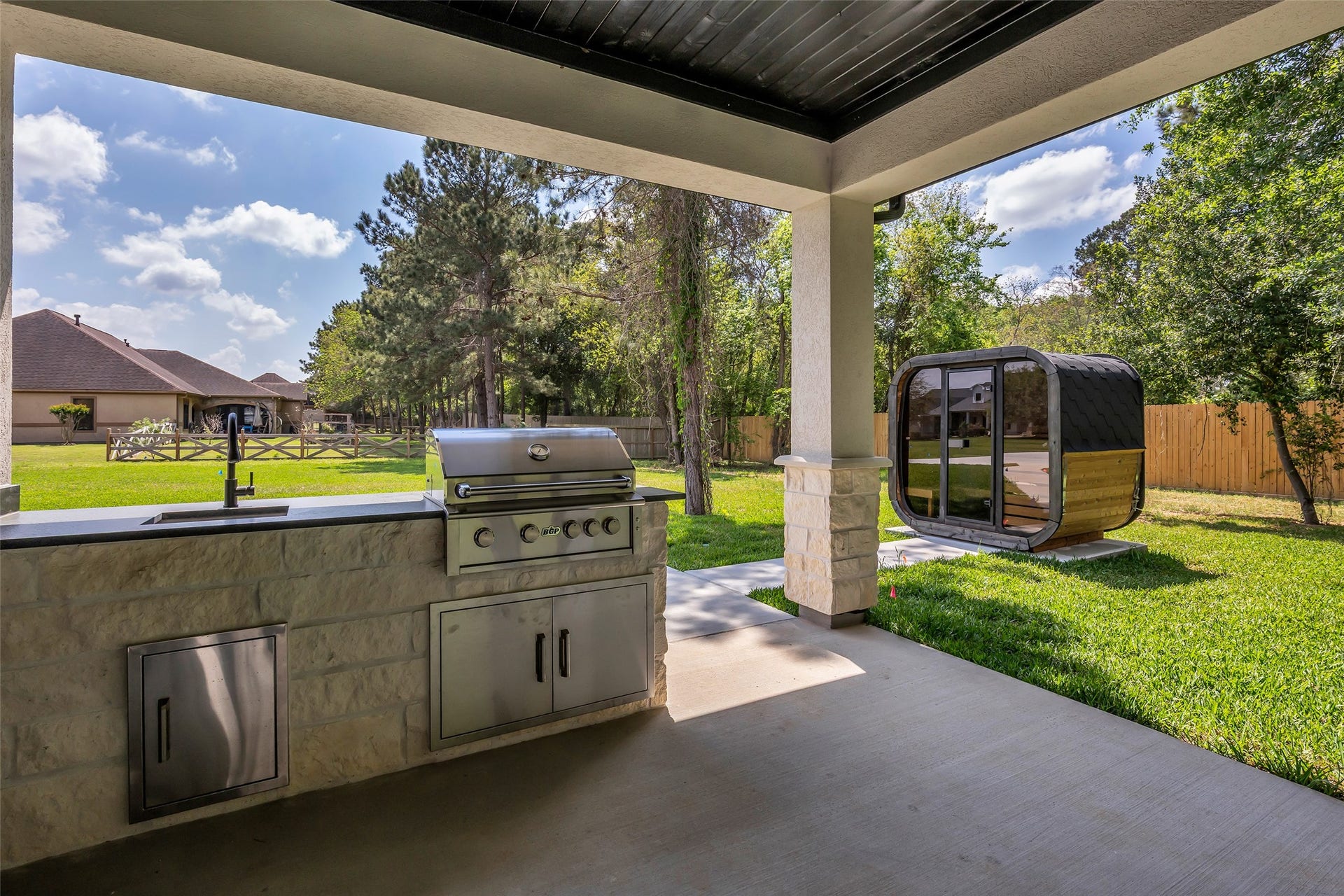 22420 Meadowhurst Circle W, Tomball, TX 77377 22420 Meadowhurst Circle W, Tomball, TX 77377