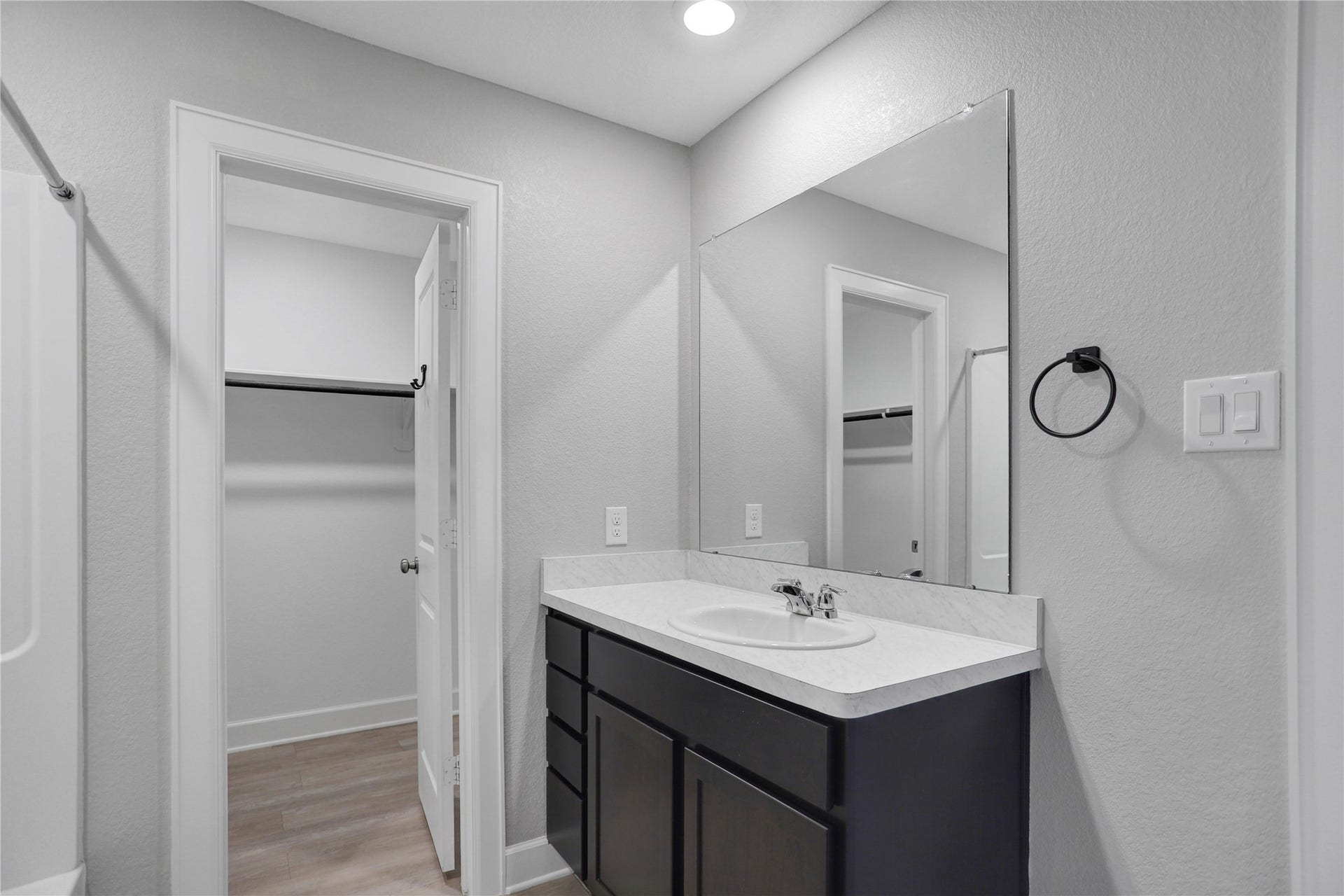 4235 Palmetto Grove Lane, Baytown, TX 77521 4235 Palmetto Grove Lane, Baytown, TX 77521