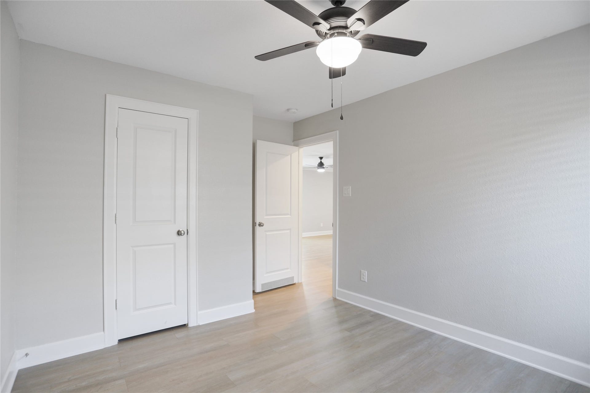 4235 Palmetto Grove Lane, Baytown, TX 77521 4235 Palmetto Grove Lane, Baytown, TX 77521