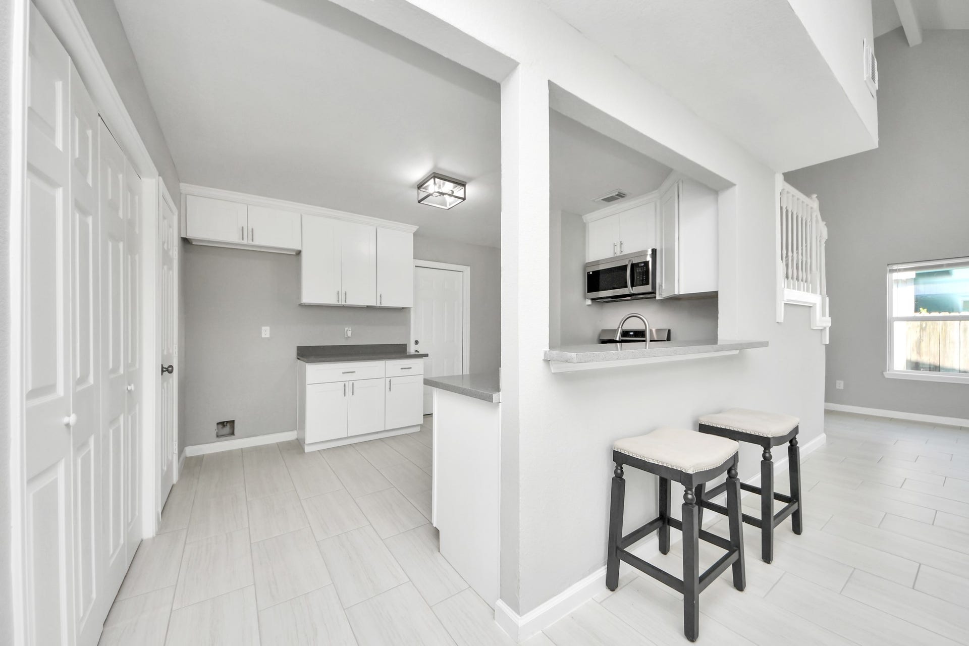 4450 Hidden Trace Court, Houston, TX 77066 Kitchen