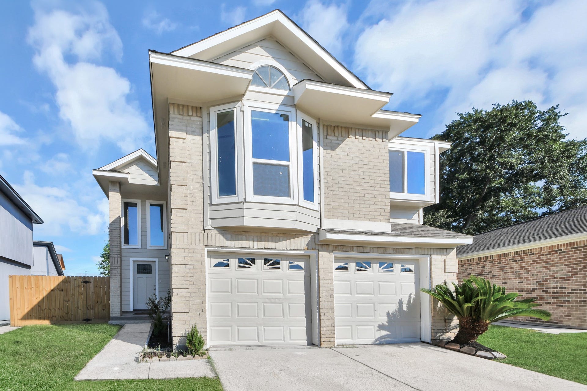 4450 Hidden Trace Court, Houston, TX 77066 Welcome to 4450 Hidden Trace Court!