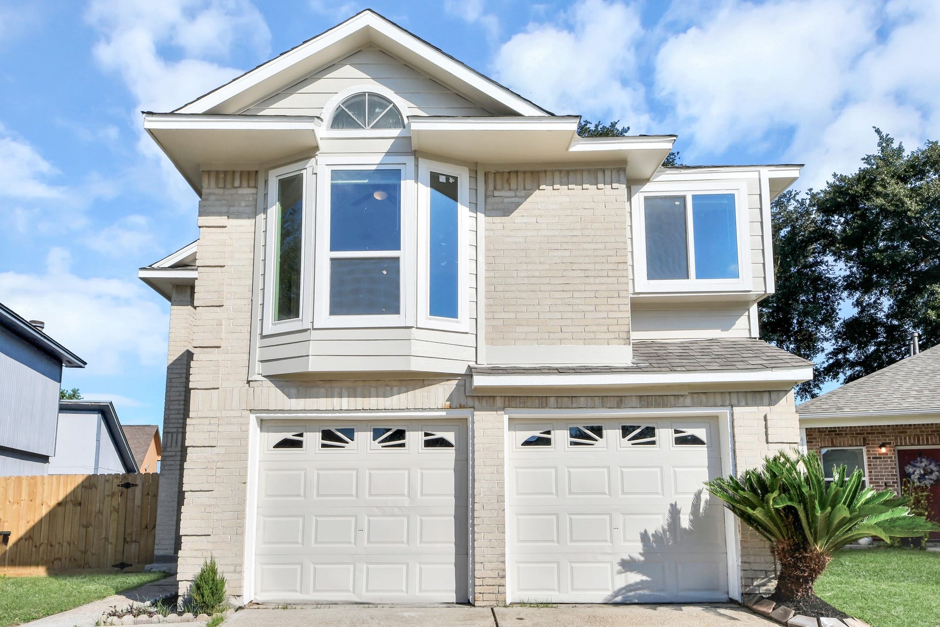 4450 Hidden Trace Court, Houston, TX 77066 Welcome to 4450 Hidden Trace Court!