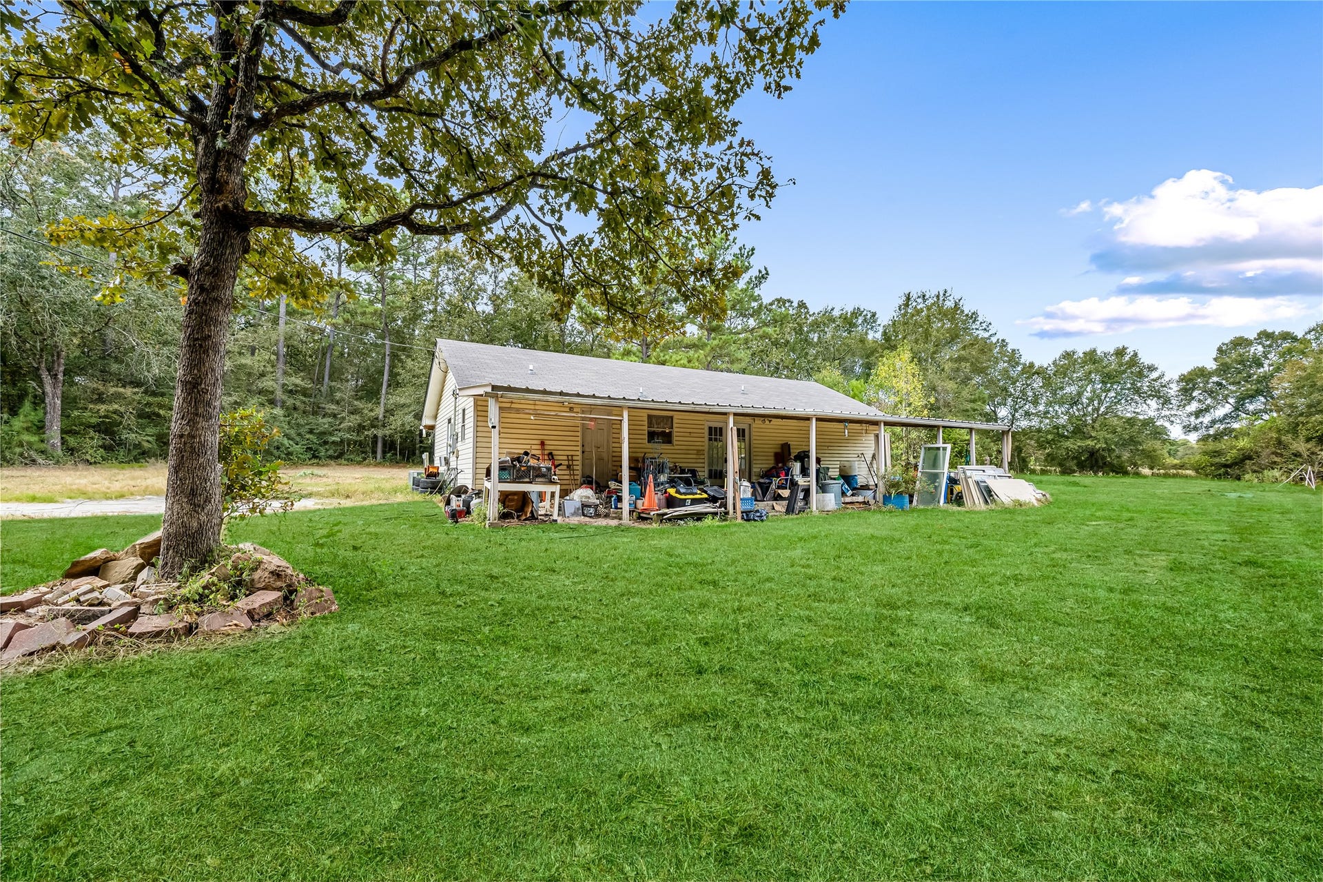 27530 Denn Road, Montgomery, TX 77356 27530 Denn Road, Montgomery, TX 77356