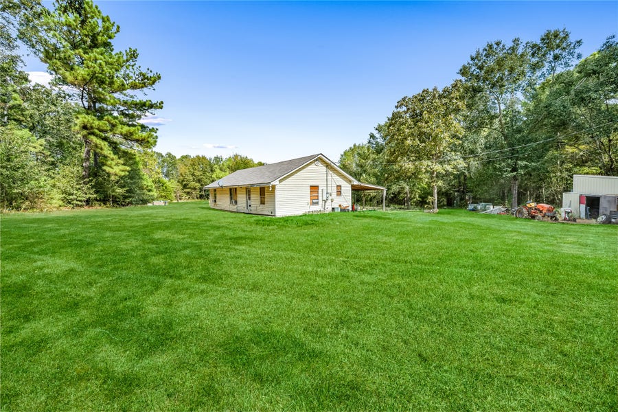 Property photo for 27530 Denn Road, Montgomery, TX