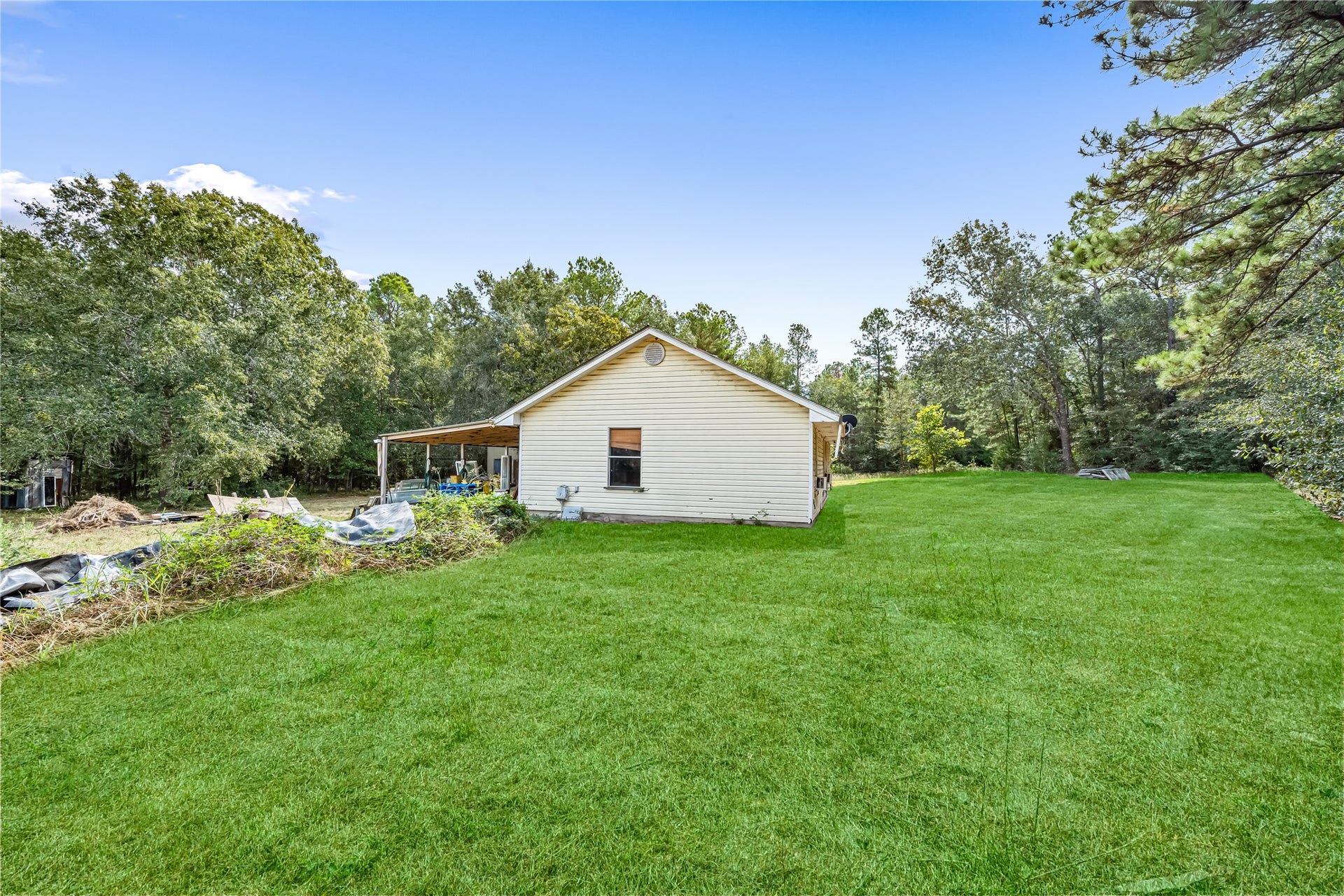 27530 Denn Road, Montgomery, TX 77356 27530 Denn Road, Montgomery, TX 77356