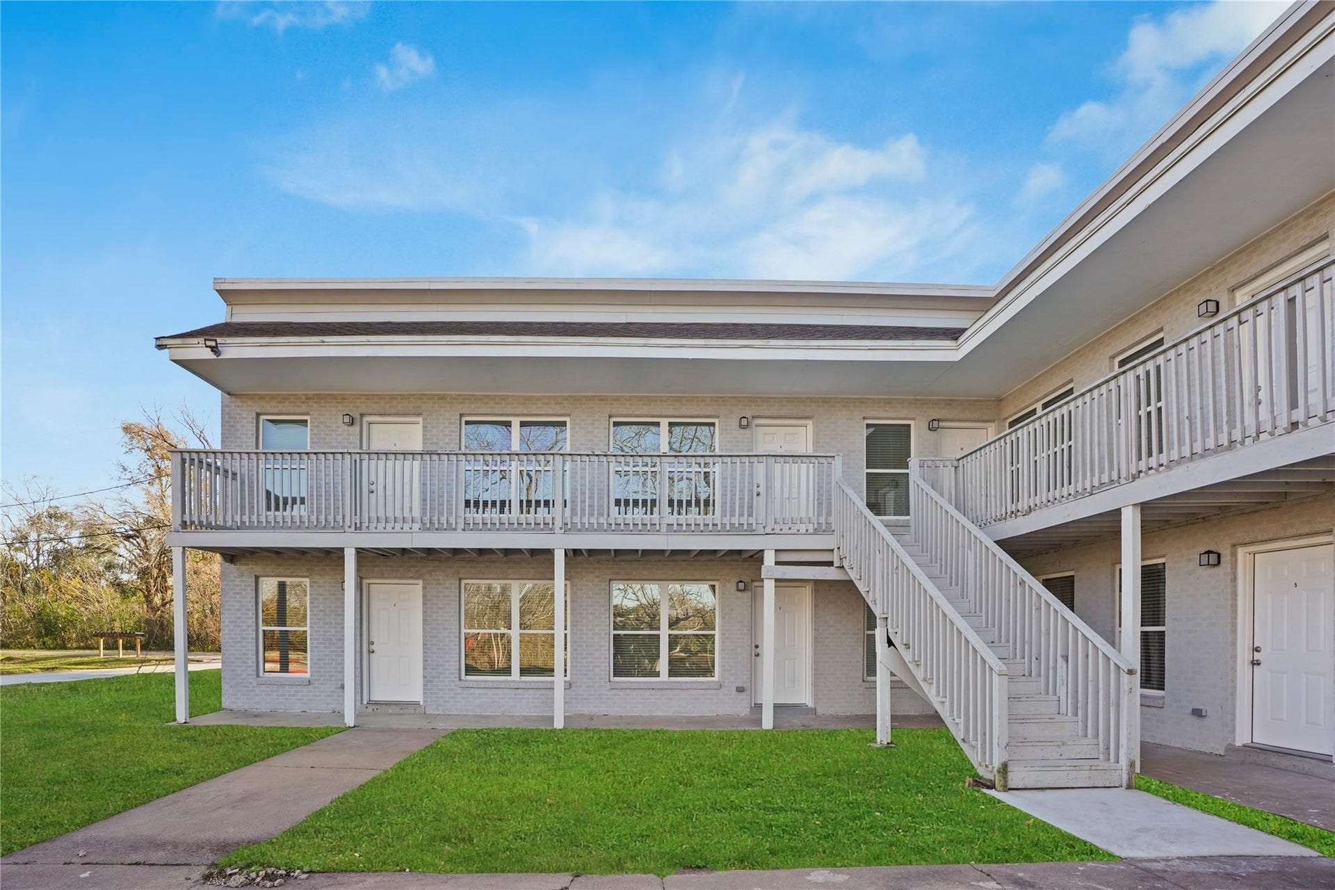1803 Oak Street, La Marque, TX 77568 1803 Oak Street, La Marque, TX 77568