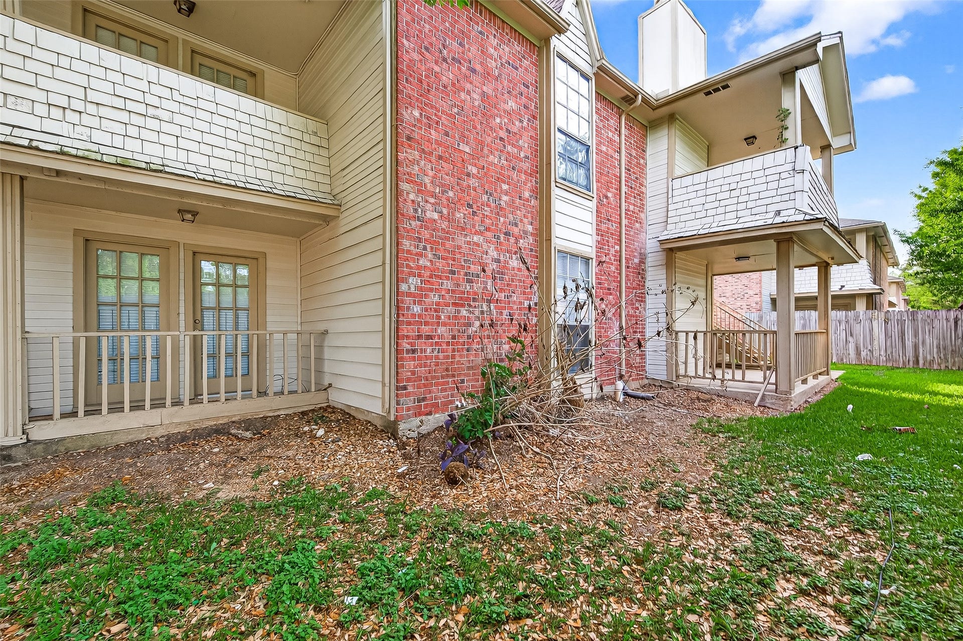 11500 Meadow Lane, #4, Houston, TX 77477 11500 Meadow Lane, #4, Houston, TX 77477
