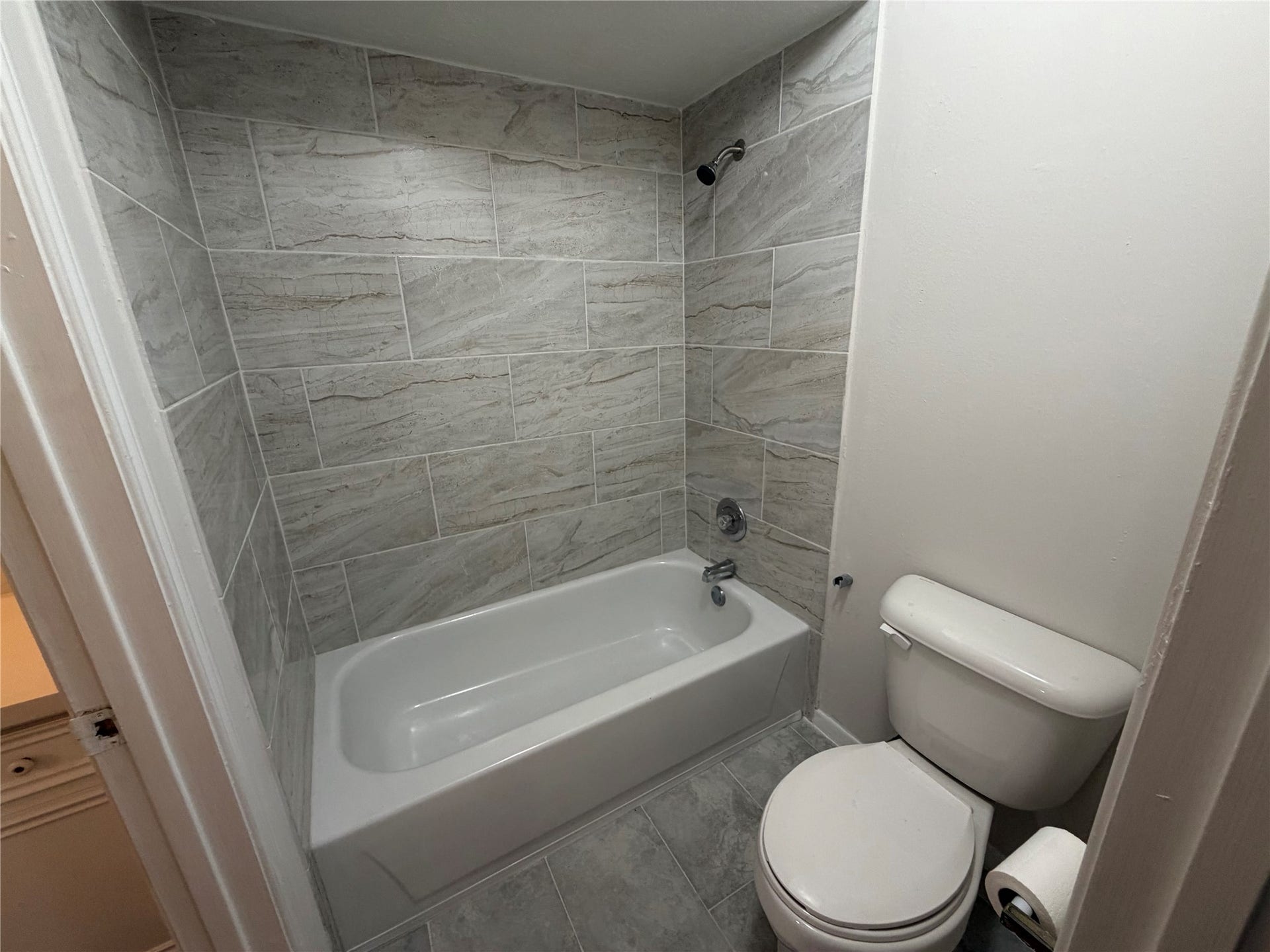 11500 Meadow Lane, #4, Houston, TX 77477 11500 Meadow Lane, #4, Houston, TX 77477