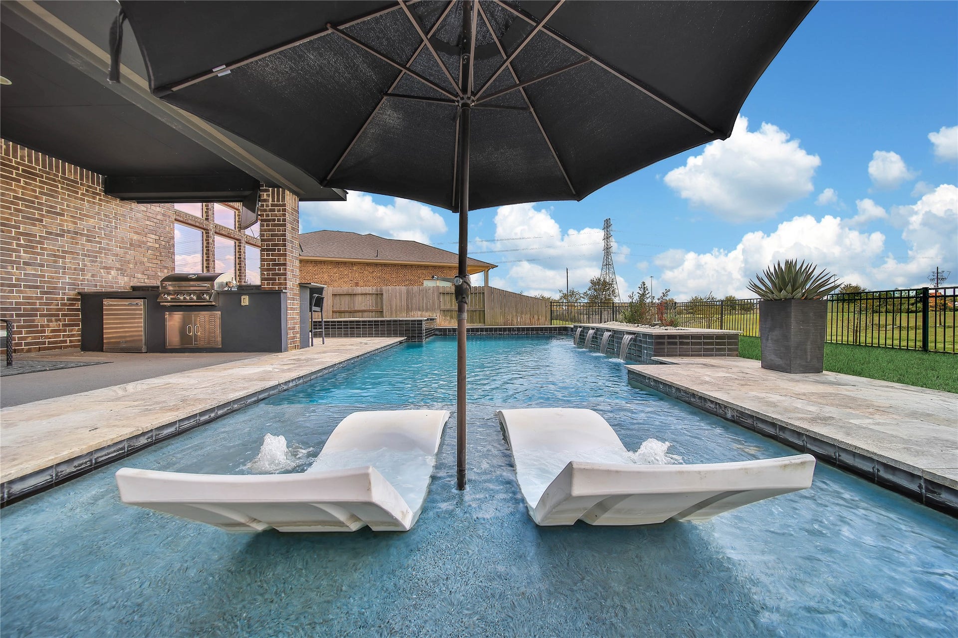 20111 Appaloosa Hill Drive, Tomball, TX 77377 20111 Appaloosa Hill Drive, Tomball, TX 77377