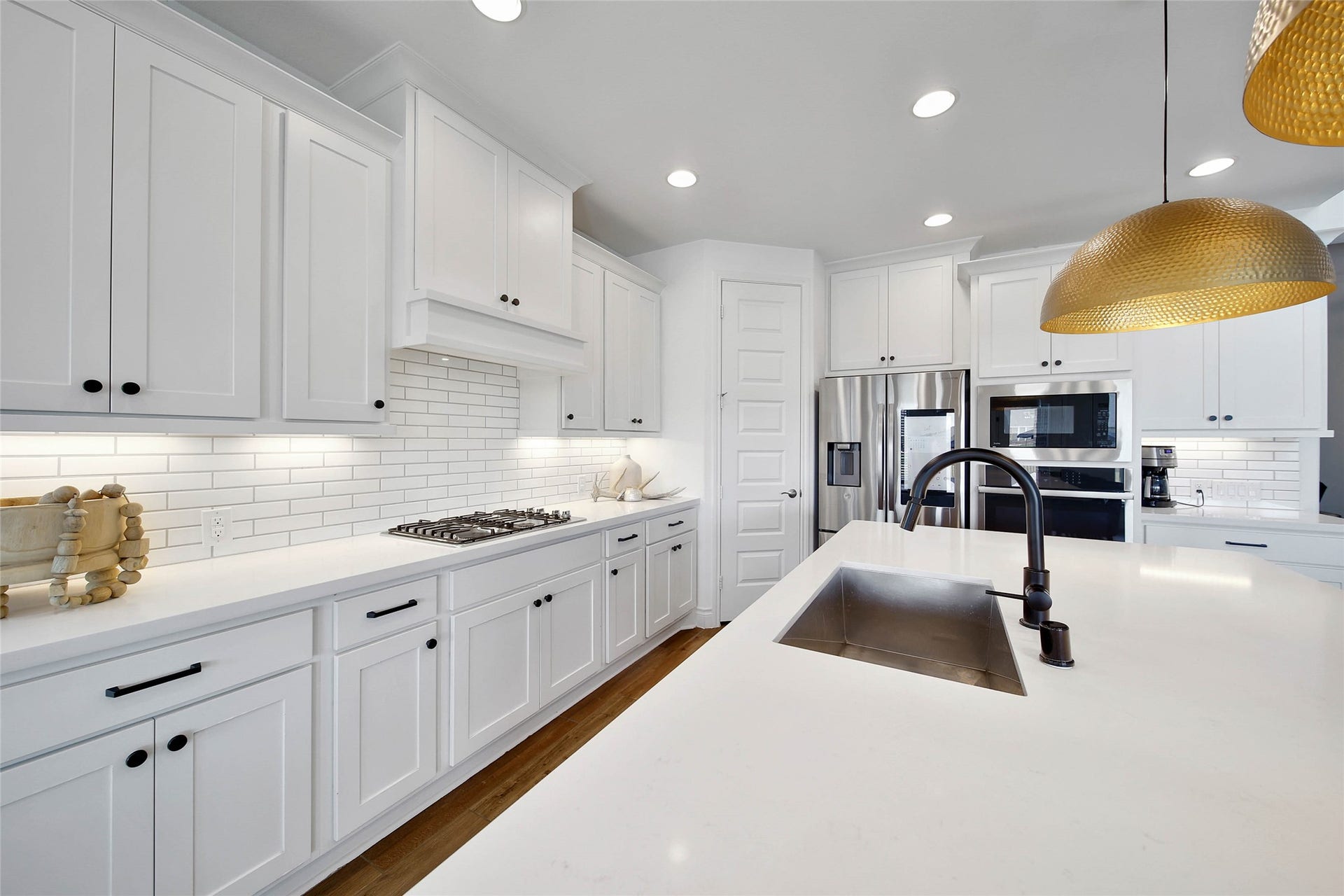 20111 Appaloosa Hill Drive, Tomball, TX 77377 20111 Appaloosa Hill Drive, Tomball, TX 77377
