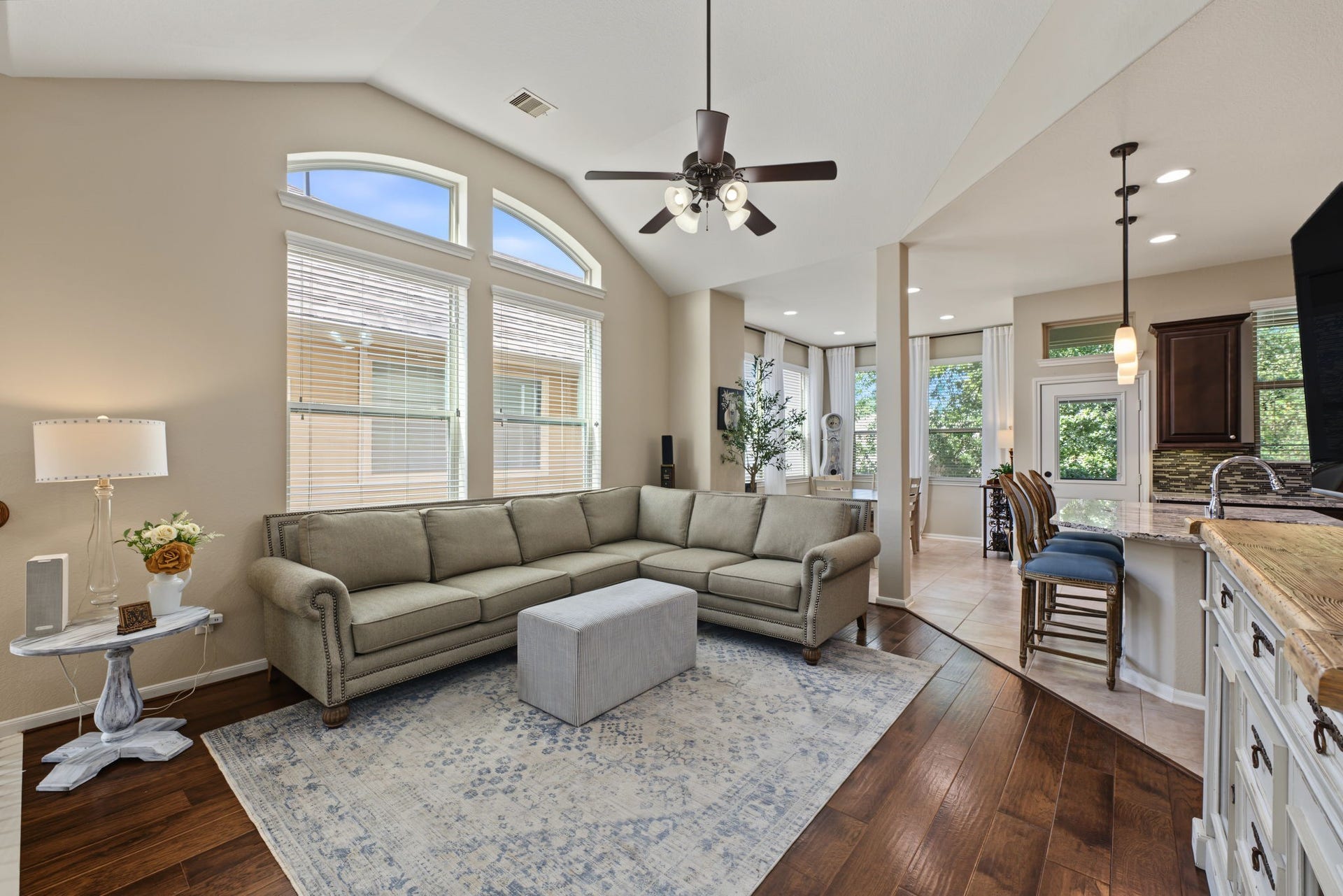 178 Biltmore Loop, Montgomery, TX 77316 This home has lots of large windows which makes it feel very open, bright. The sun beams off of the beautiful wood floors. This spacious living area is designed for effortless everyday living and memorable gatherings.