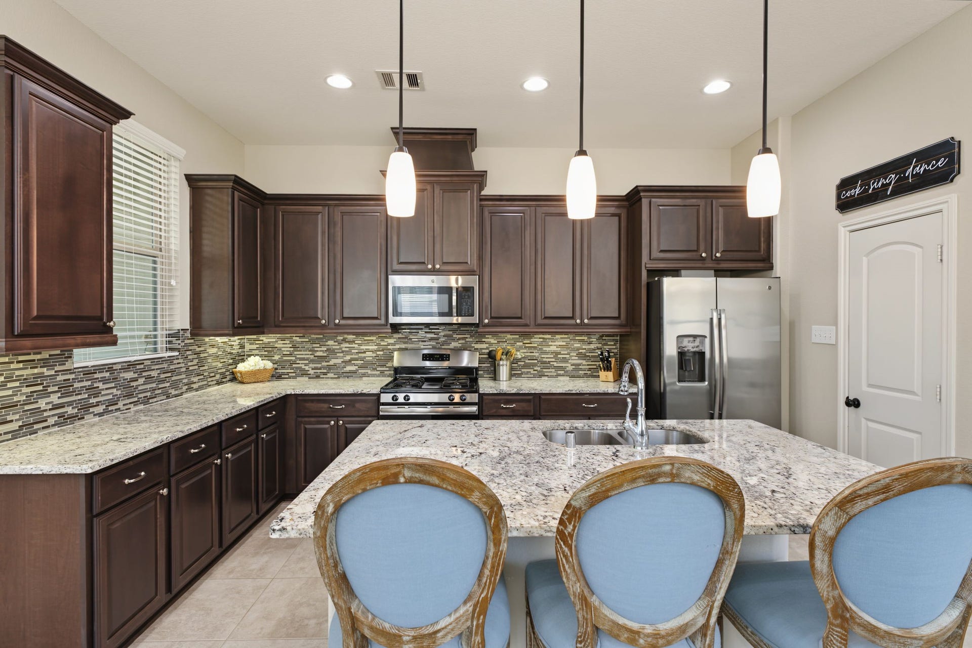 178 Biltmore Loop, Montgomery, TX 77316 178 Biltmore Loop, Montgomery, TX 77316