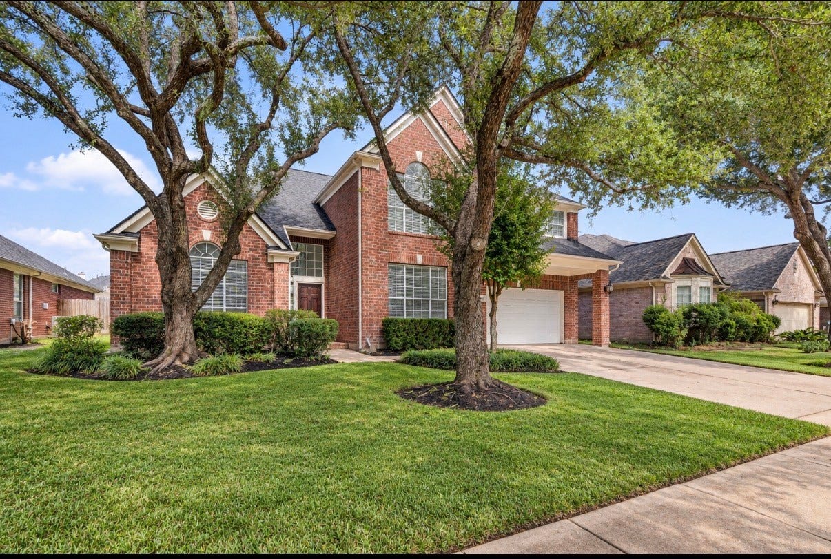 23218 Colony Green Drive, Katy, TX 77494 Welcome to the beautiful 23218 Colony Green