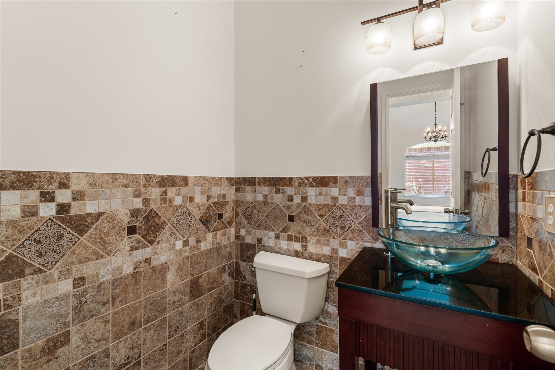 23218 Colony Green Drive, Katy, TX 77494 Half bath on first floor