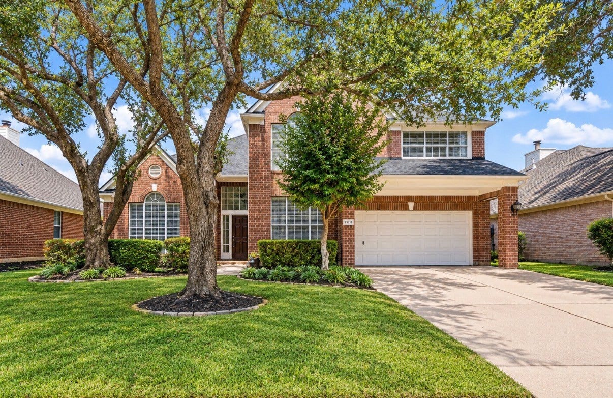 23218 Colony Green Drive, Katy, TX 77494 Welcome to the beautiful 23218 Colony Green Drive.