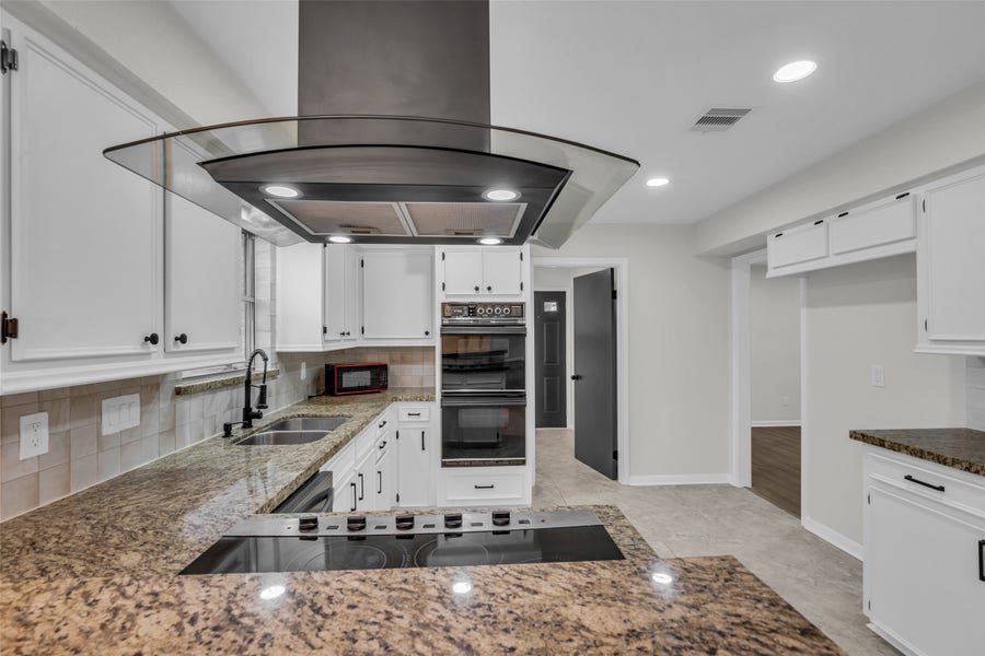 Property photo for 3911 Pecan Valley Drive, Missouri City, TX