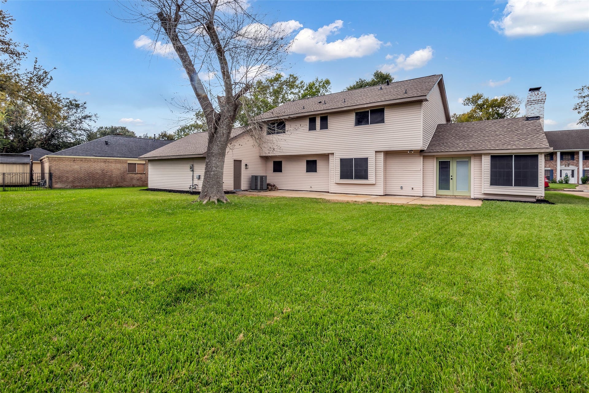 3911 Pecan Valley Drive, Missouri City, TX 77459 3911 Pecan Valley Drive, Missouri City, TX 77459