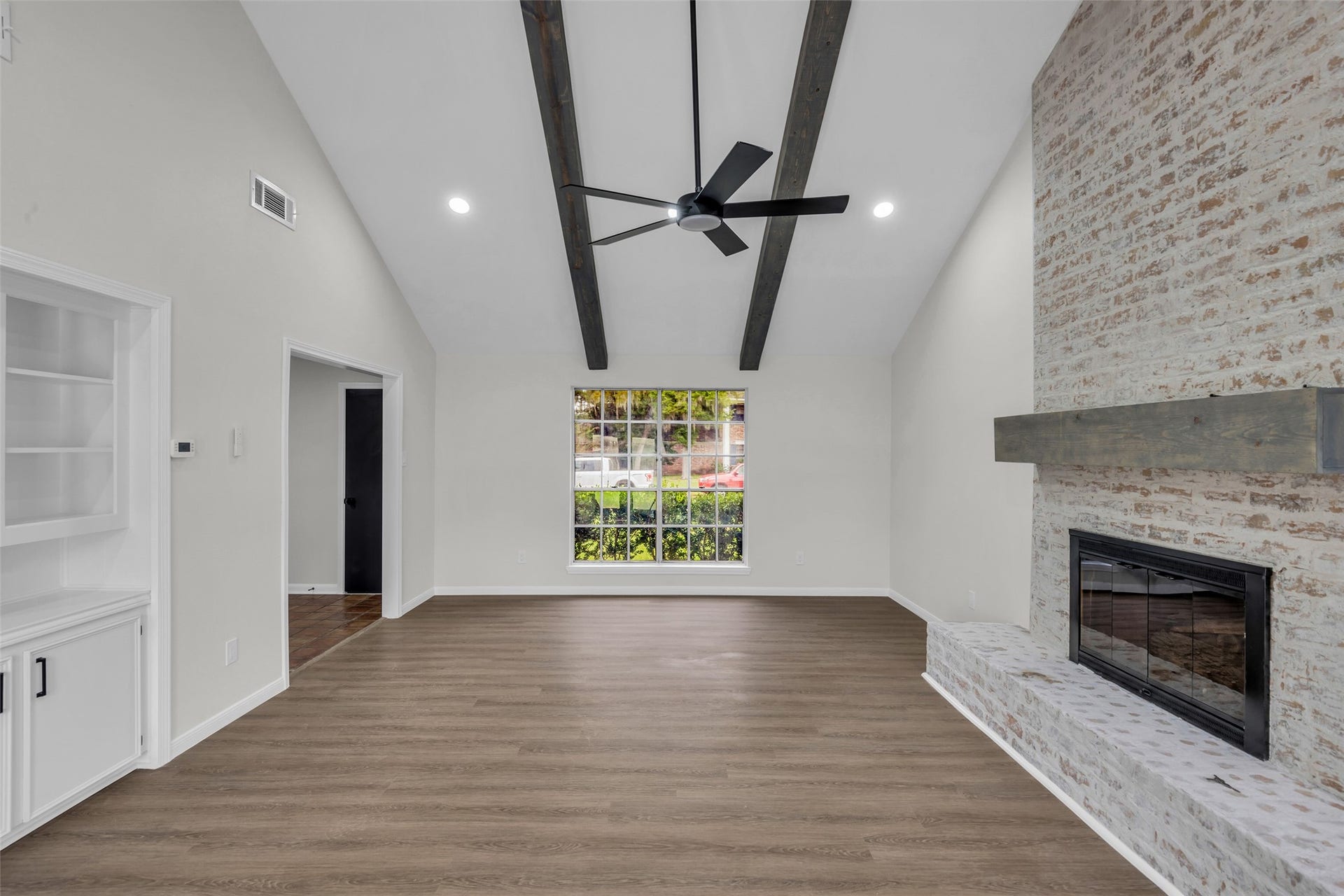 3911 Pecan Valley Drive, Missouri City, TX 77459 3911 Pecan Valley Drive, Missouri City, TX 77459