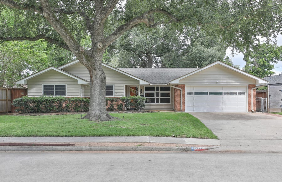 Property photo for 1127 Shirkmere Road, Houston, TX