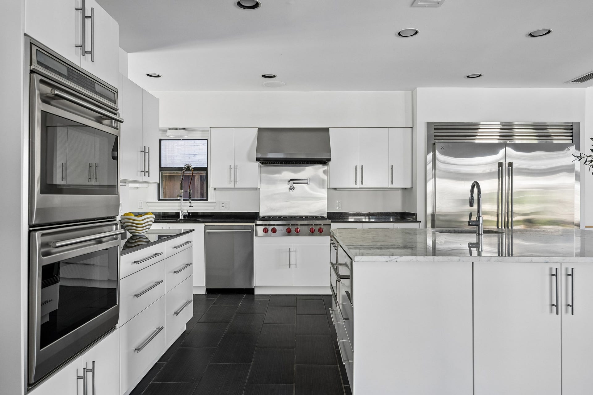 2144 Colquitt Street, Houston, TX 77098 2144 Colquitt Street, Houston, TX 77098