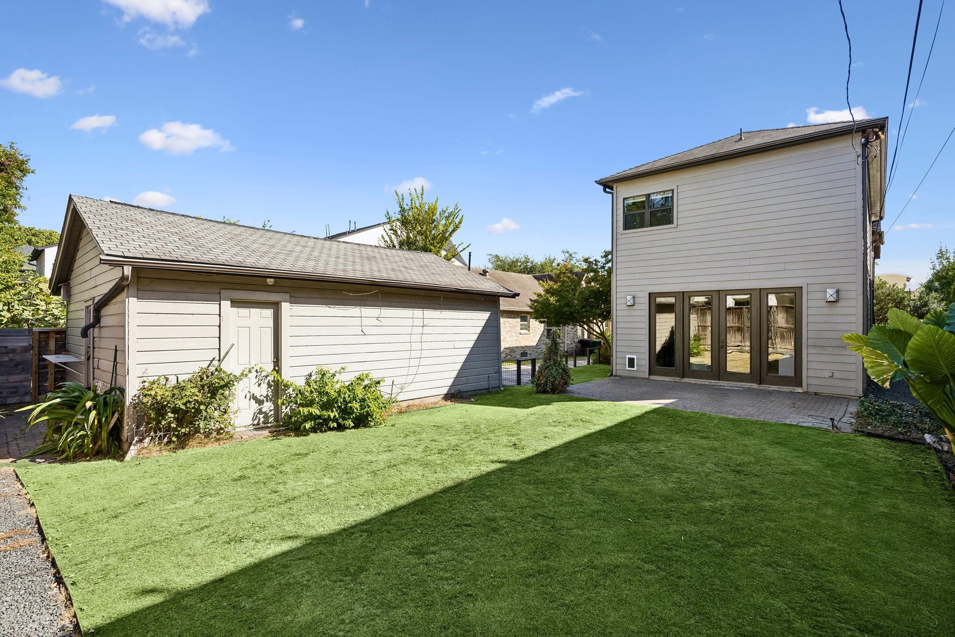 2144 Colquitt Street, Houston, TX 77098 2144 Colquitt Street, Houston, TX 77098