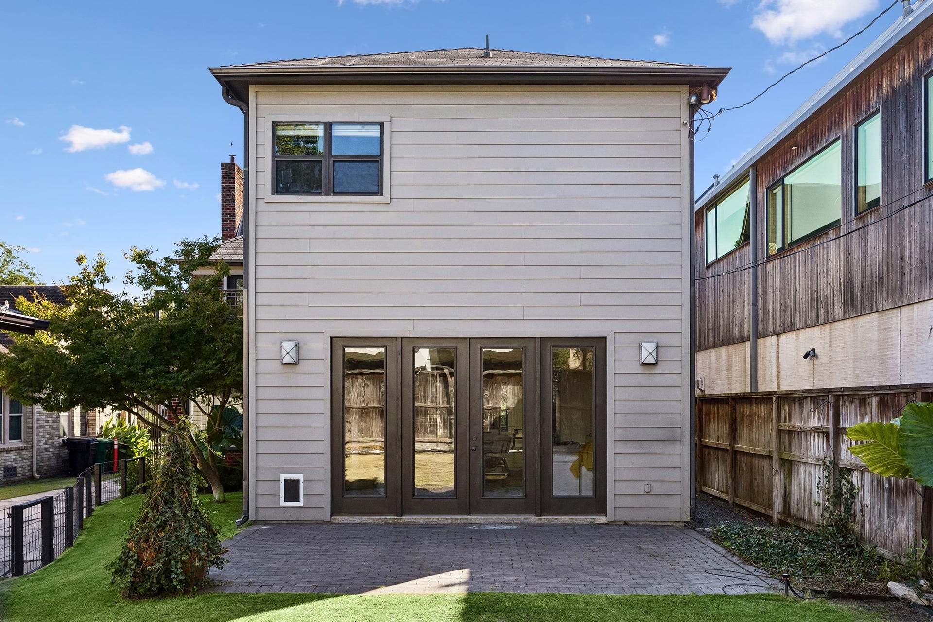 2144 Colquitt Street, Houston, TX 77098 2144 Colquitt Street, Houston, TX 77098