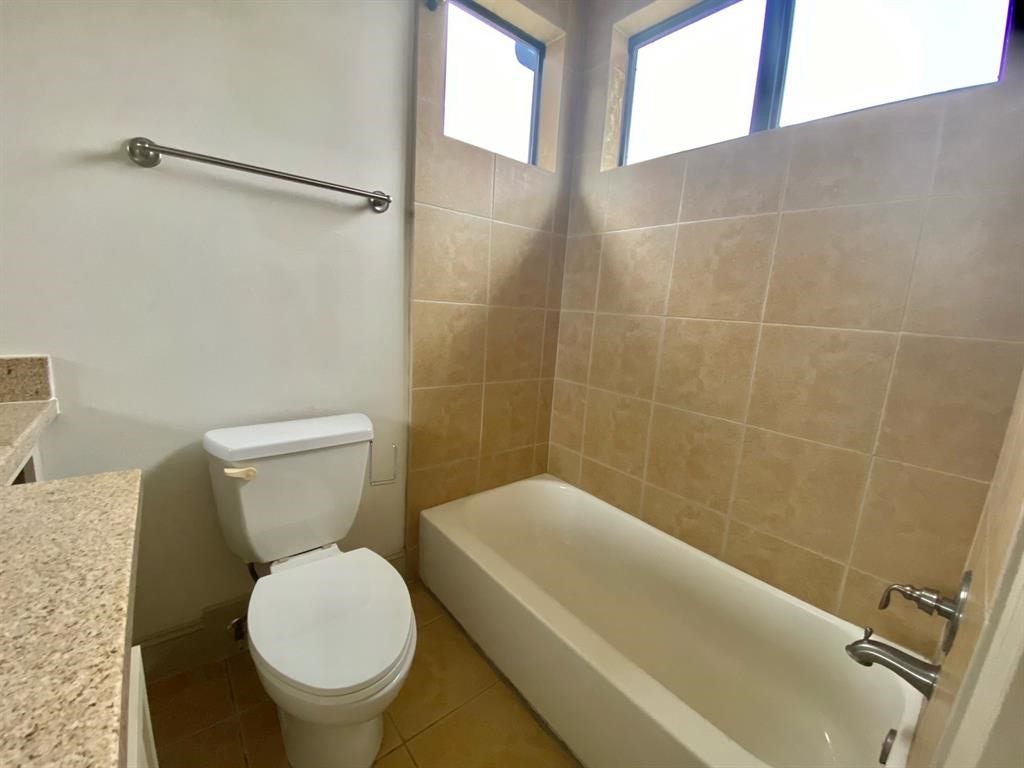1921 Summer Street, Houston, TX 77007 1921 Summer Street, Houston, TX 77007