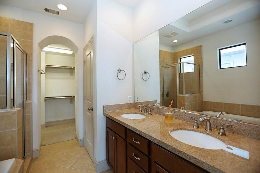 1921 Summer Street, Houston, TX 77007 1921 Summer Street, Houston, TX 77007