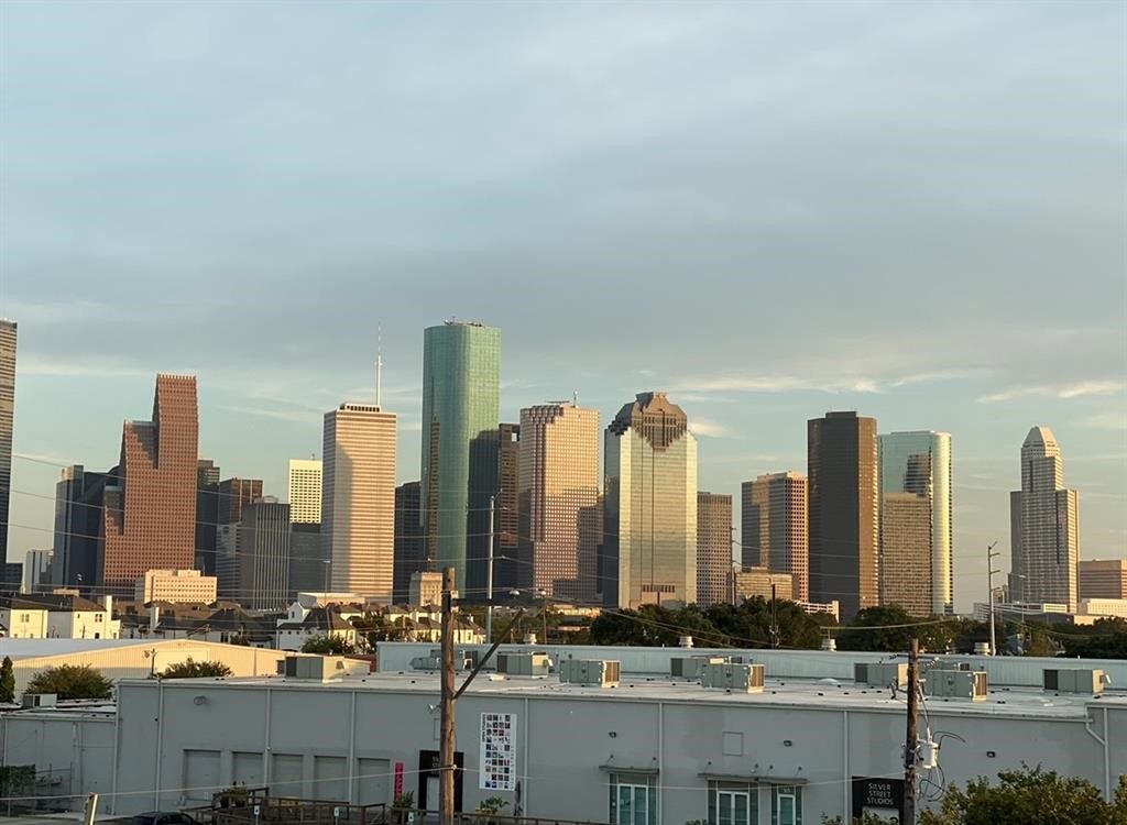1921 Summer Street, Houston, TX 77007 1921 Summer Street, Houston, TX 77007