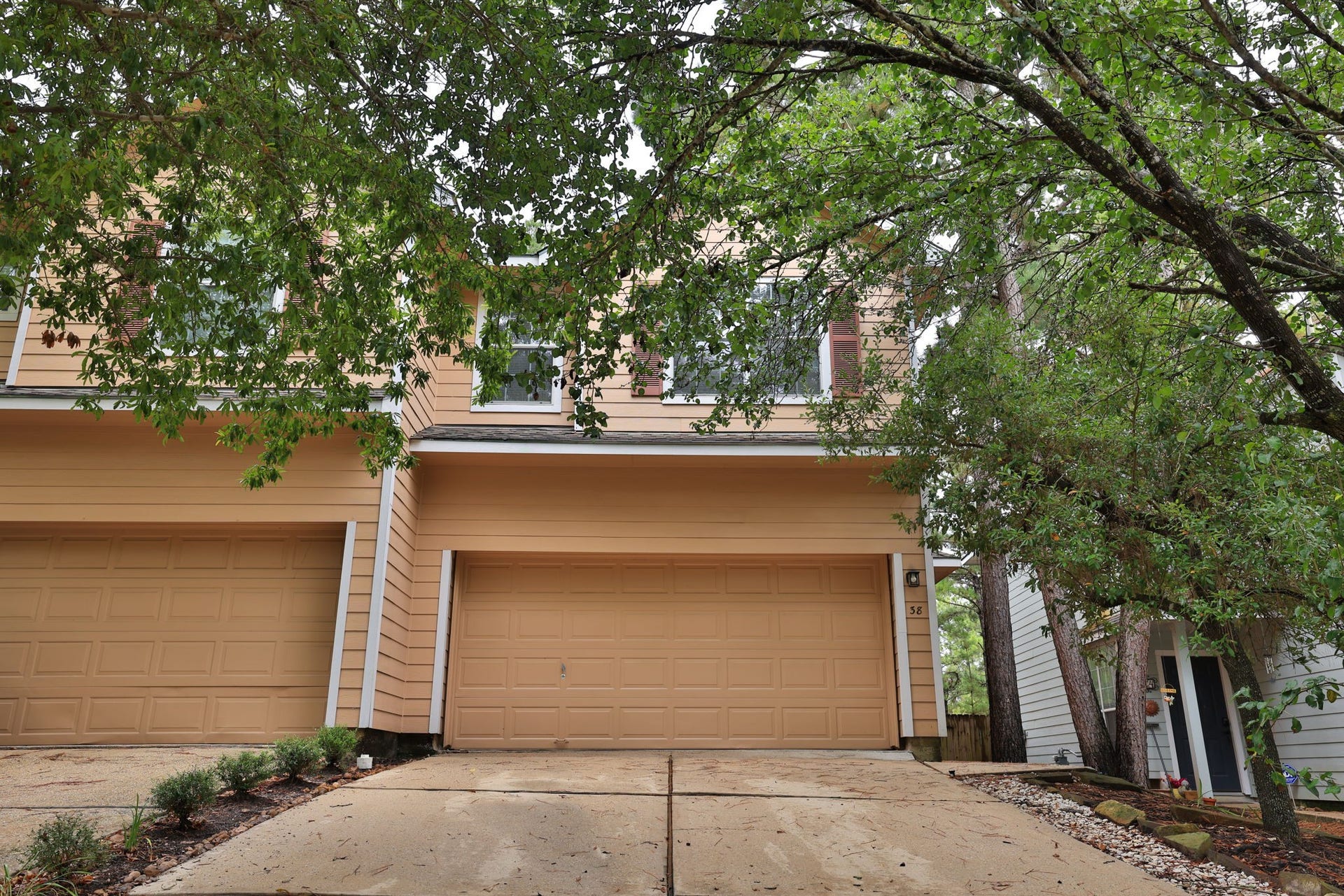 38 Blue Creek Place, The Woodlands, TX 77382 38 Blue Creek Place, The Woodlands, TX 77382
