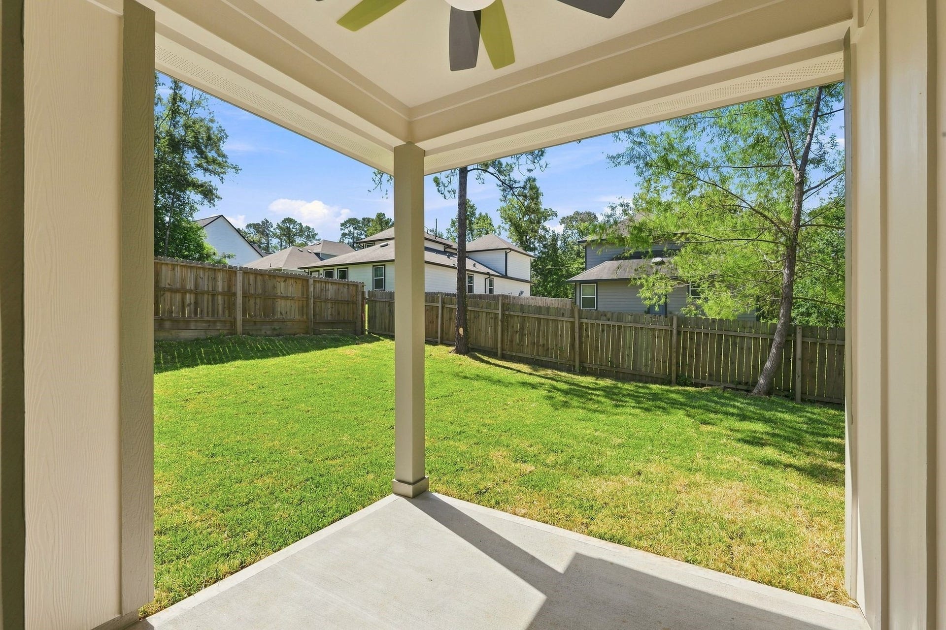 3020 Apache Street, Willis, TX 77378 3020 Apache Street, Willis, TX 77378