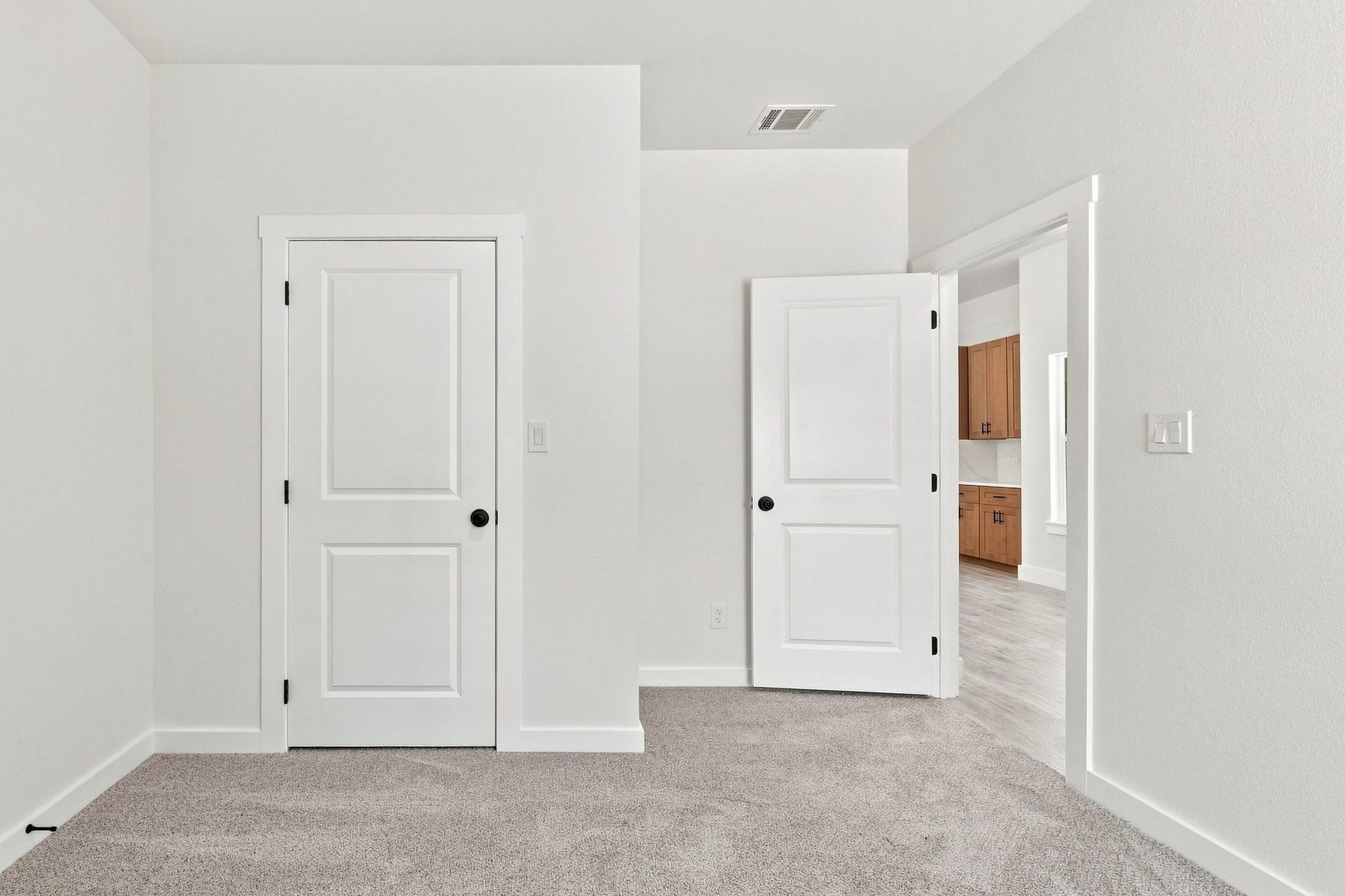 3020 Apache Street, Willis, TX 77378 3020 Apache Street, Willis, TX 77378
