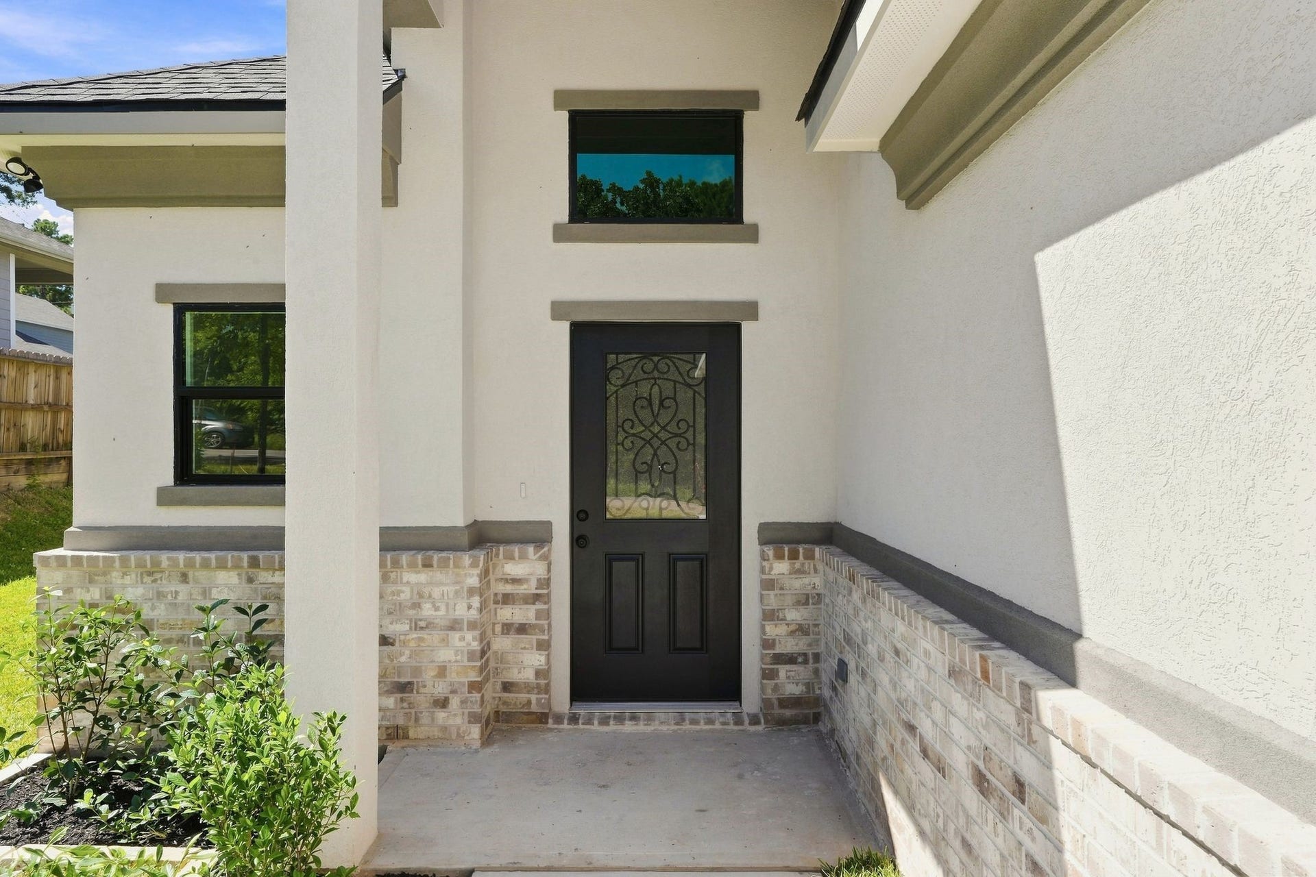 3020 Apache Street, Willis, TX 77378 3020 Apache Street, Willis, TX 77378