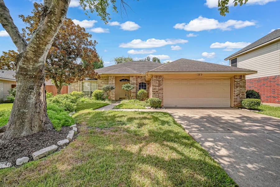 Property photo for 13623 Sablerun Lane, Houston, TX