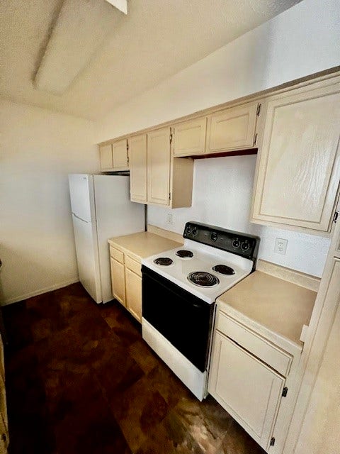 7313 Gulf Freeway, #1001, Houston, TX 77017 7313 Gulf Freeway, #1001, Houston, TX 77017