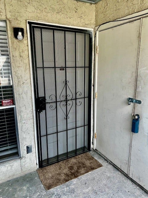 7313 Gulf Freeway, #1001, Houston, TX 77017 7313 Gulf Freeway, #1001, Houston, TX 77017