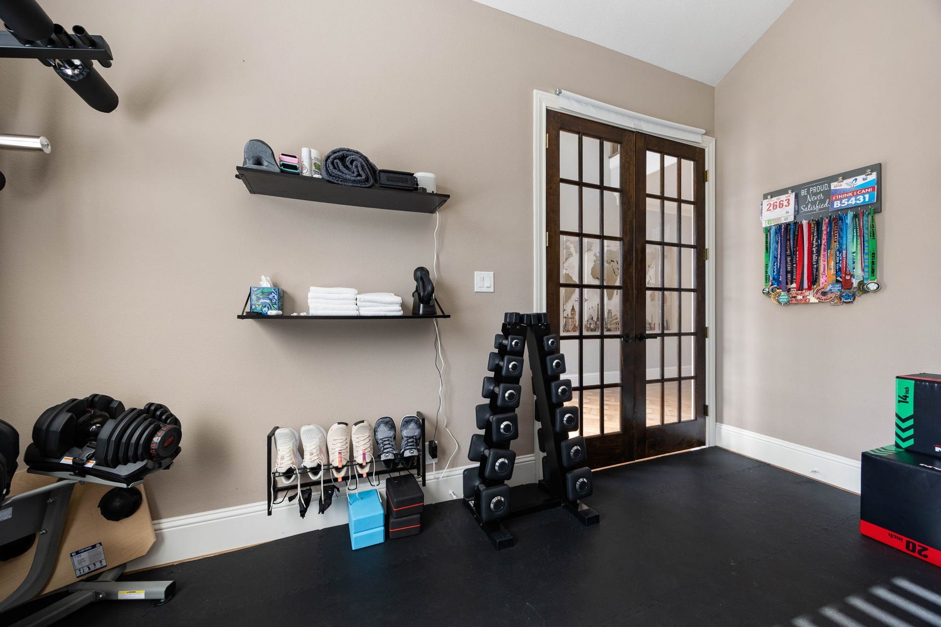 1847 Candlelight Place Drive, Houston, TX 77018 1847 Candlelight Place Drive, Houston, TX 77018