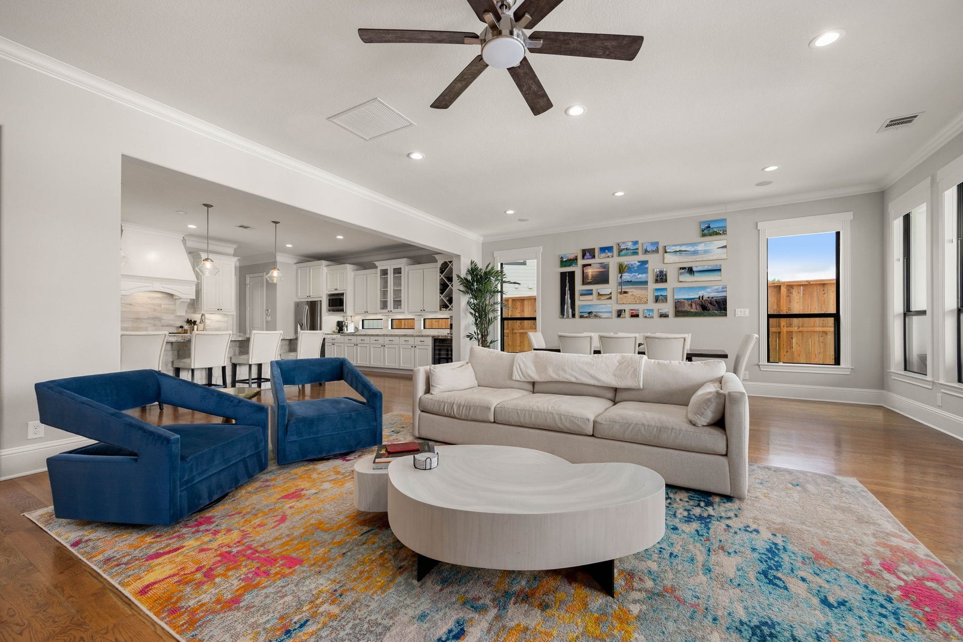 1847 Candlelight Place Drive, Houston, TX 77018 Large windows provide abundant natural light, creating a warm and inviting atmosphere.