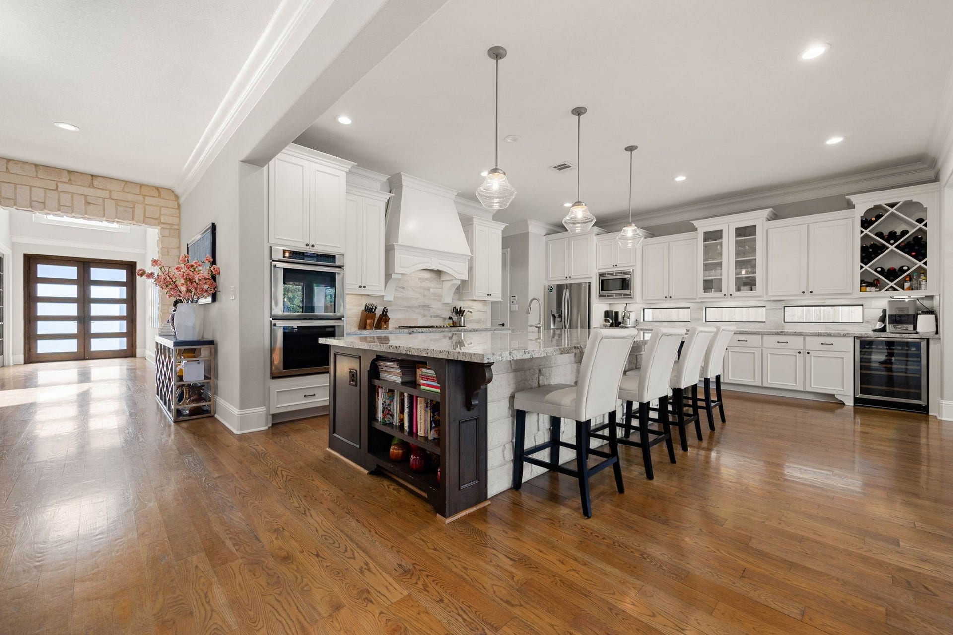 1847 Candlelight Place Drive, Houston, TX 77018 1847 Candlelight Place Drive, Houston, TX 77018