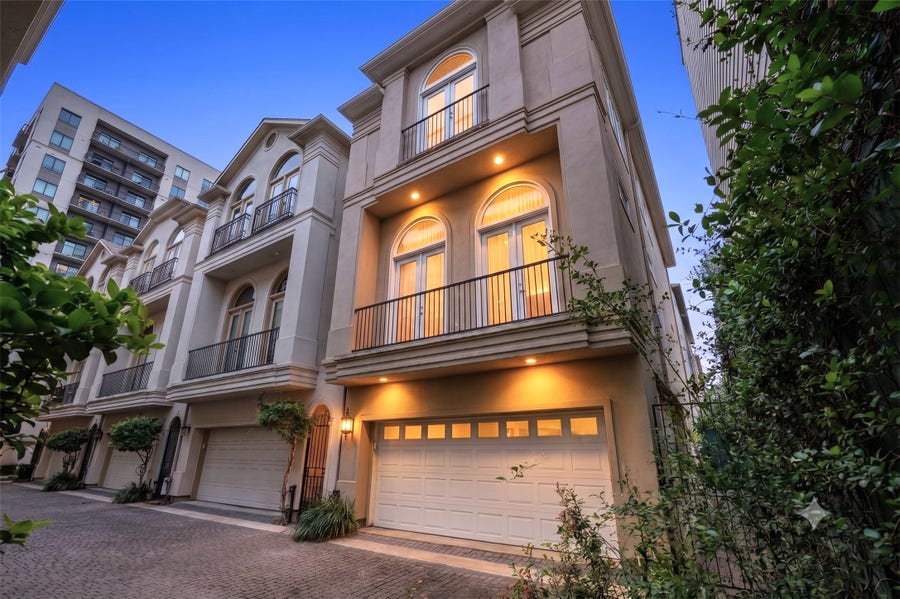 Property photo for 119 Dennis Street, Houston, TX