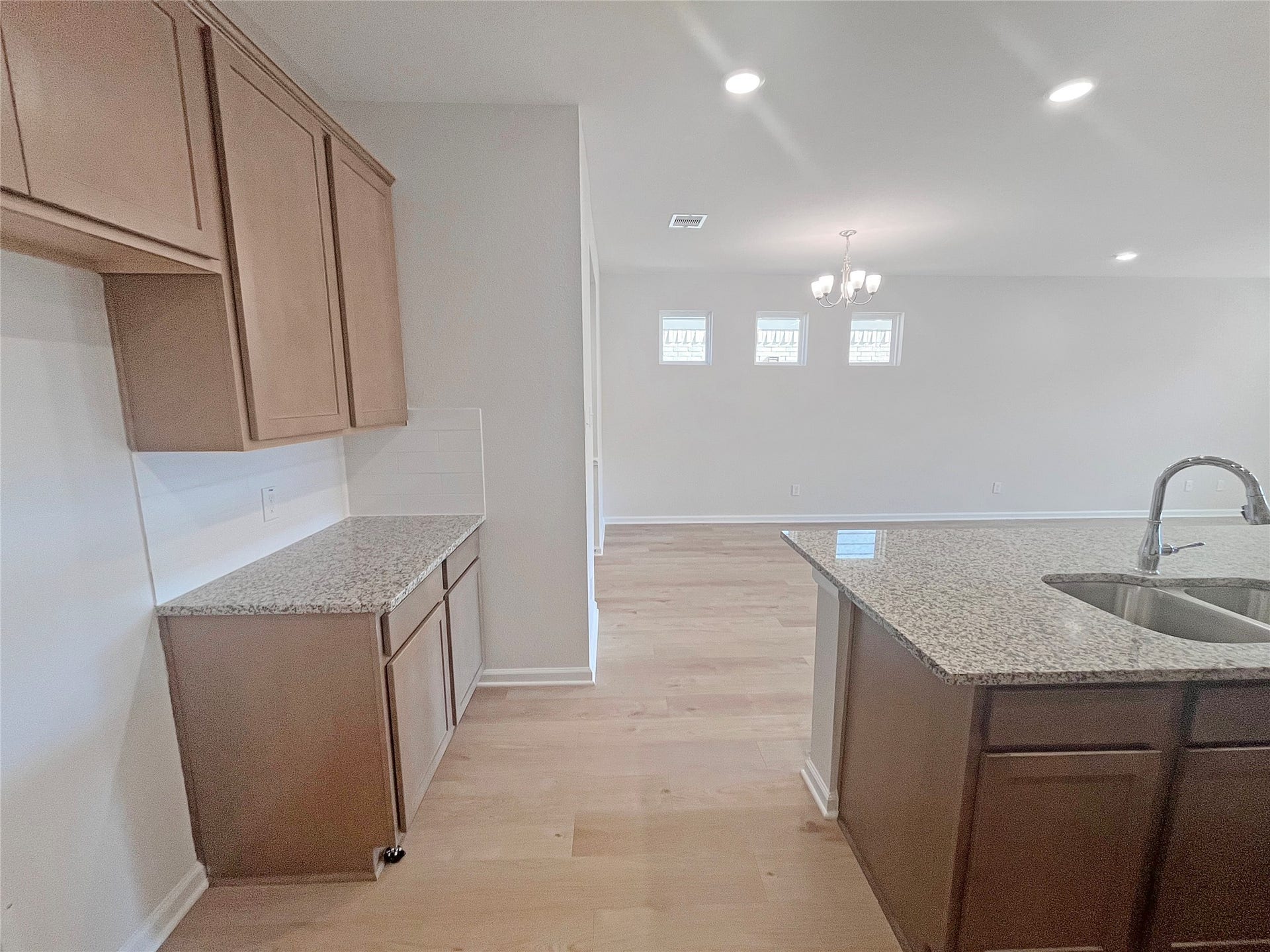 649 Cherry Tree Drive, La Marque, TX 77568 The Robin II- Kitchen. Sample image to be used for example only, colors, options and upgrades vary.