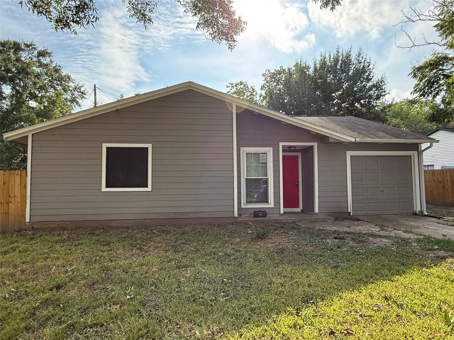 Property photo for 5109 Maywood Drive, Houston, TX