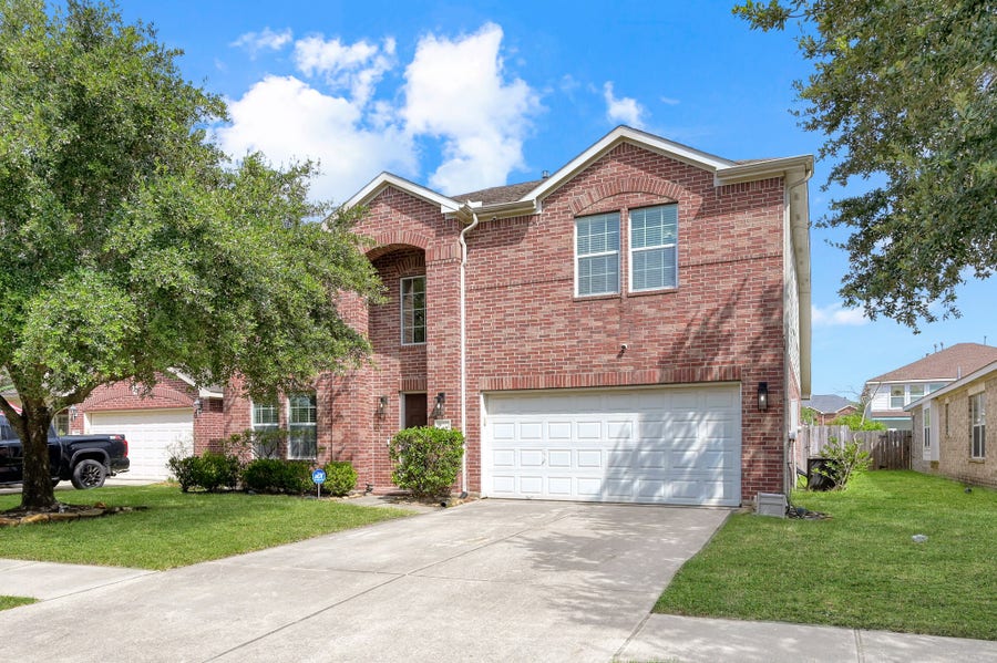Property photo for 30327 Deleon Fields Drive, Spring, TX