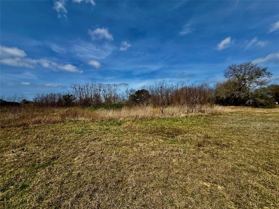 Property photo for 0 3rd Street, Hempstead, TX