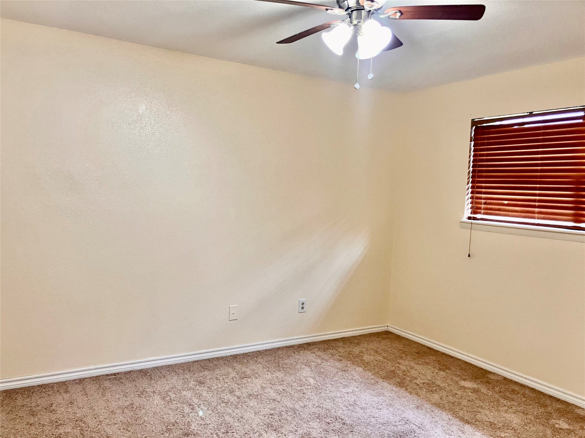 2301 Williams Drive, La Marque, TX 77568 2301 Williams Drive, La Marque, TX 77568